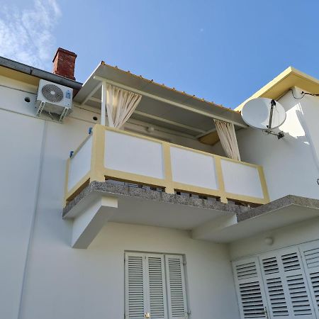 Apartmani I Sobe Jusic Rab Town Zewnętrze zdjęcie