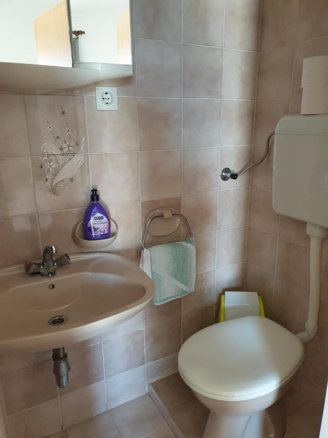 Apartmani I Sobe Jusic Rab Town Zewnętrze zdjęcie