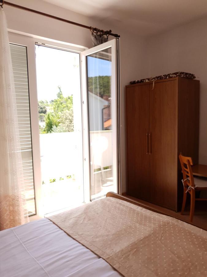 Apartmani I Sobe Jusic Rab Town Zewnętrze zdjęcie