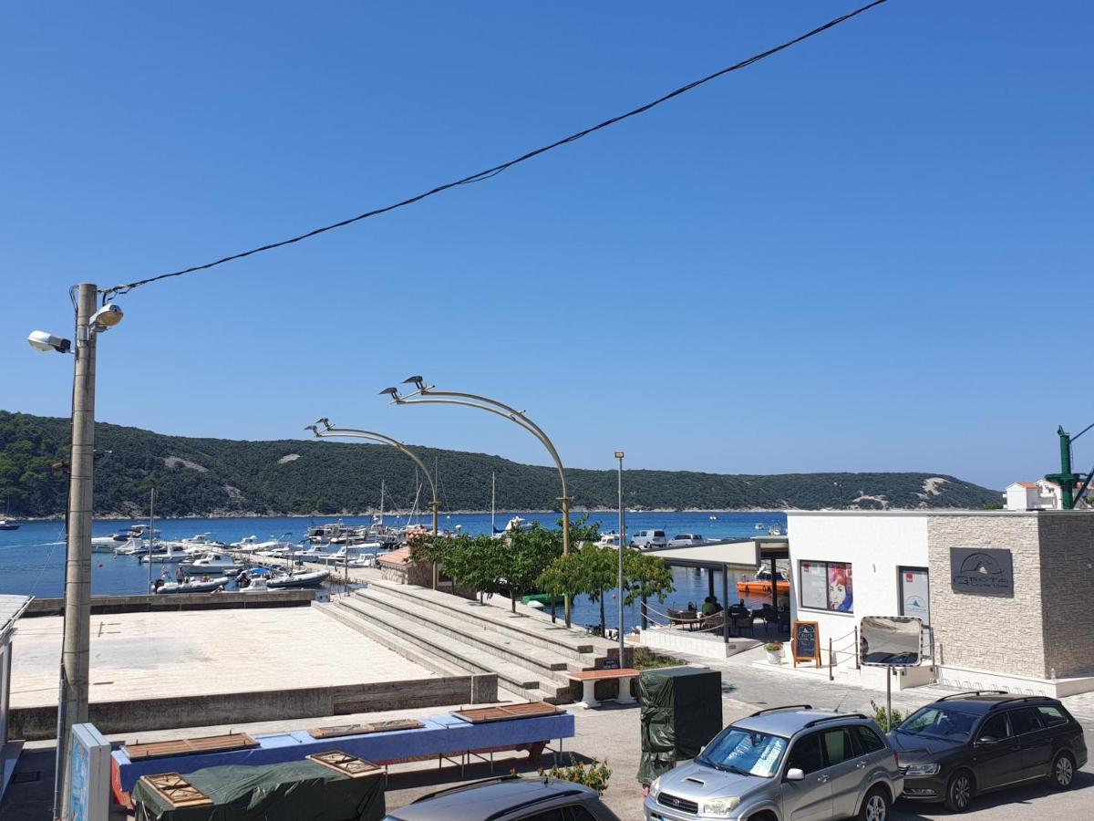 Apartmani I Sobe Jusic Rab Town Zewnętrze zdjęcie