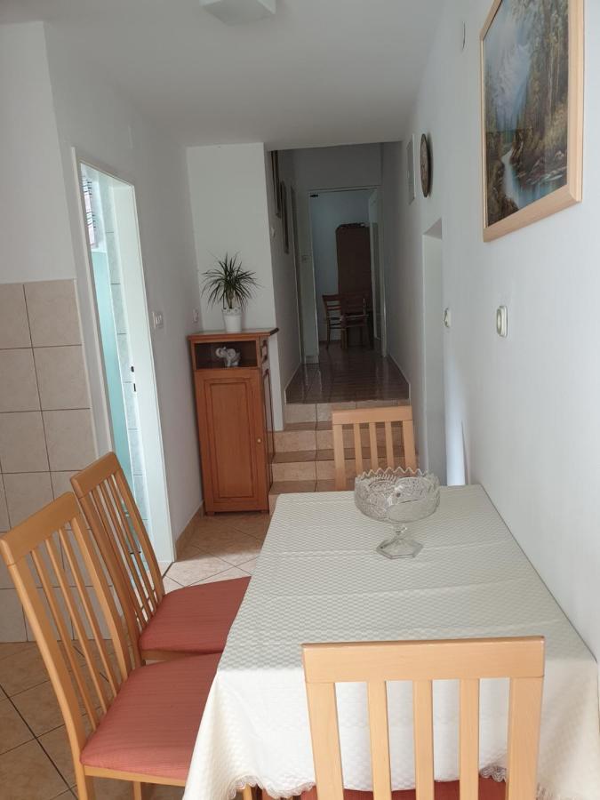 Apartmani I Sobe Jusic Rab Town Zewnętrze zdjęcie